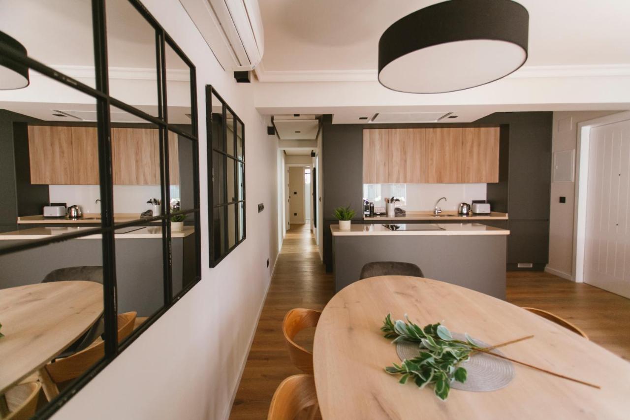 Modern And Luxury- 2Bd 2Bth- Socorro Apartment Севиля Екстериор снимка